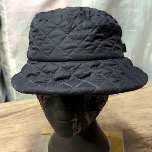 🖤Stoic puffer bucket hat🖤